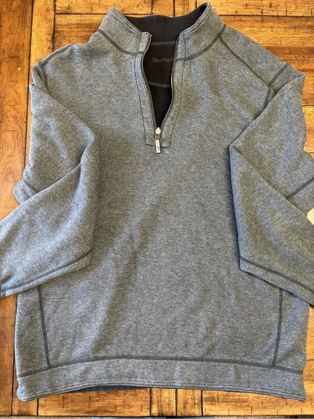 Tommy Bahama Men's Heather Gray Half-Zip Pullover - Picture 5 of 6